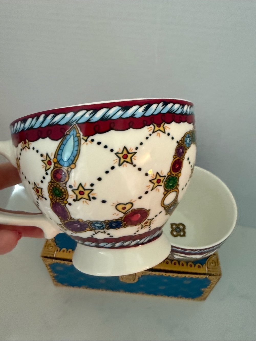 Brighton White Ceramic Mugs with Multicolored Jeweled Chain/ Love Motif - Picture 6 of 10